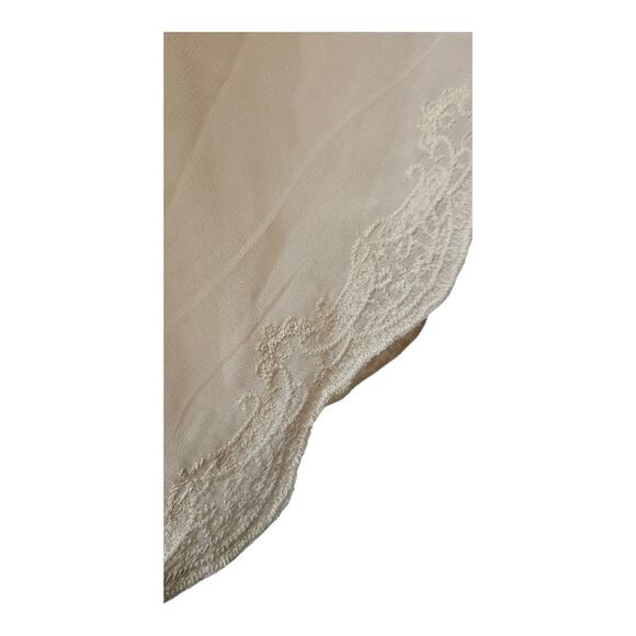 Relativity Womens Blouse LG Tan Embroidered Scallop Cape Sleeves BOHO Peasant - Picture 5 of 9